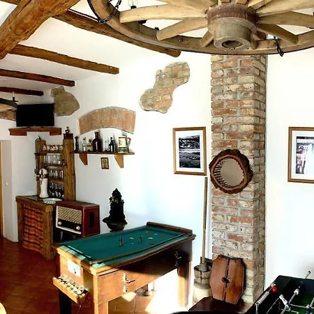 Tones Apartment