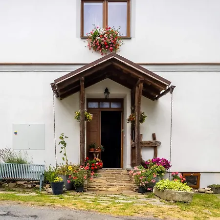 Tones Hanušovice